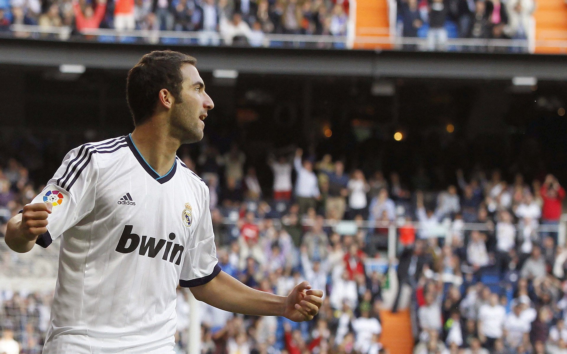 欧冠淘汰赛之夜，哈利伯顿关键进球定乾坤