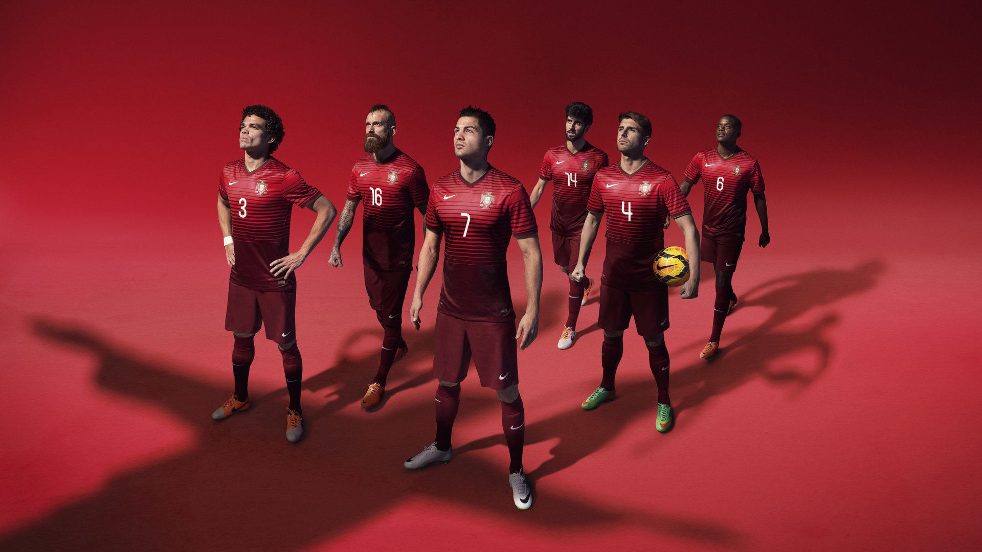 当封锁与接管相遇，尼日利亚的困境与维尼修斯的闪耀