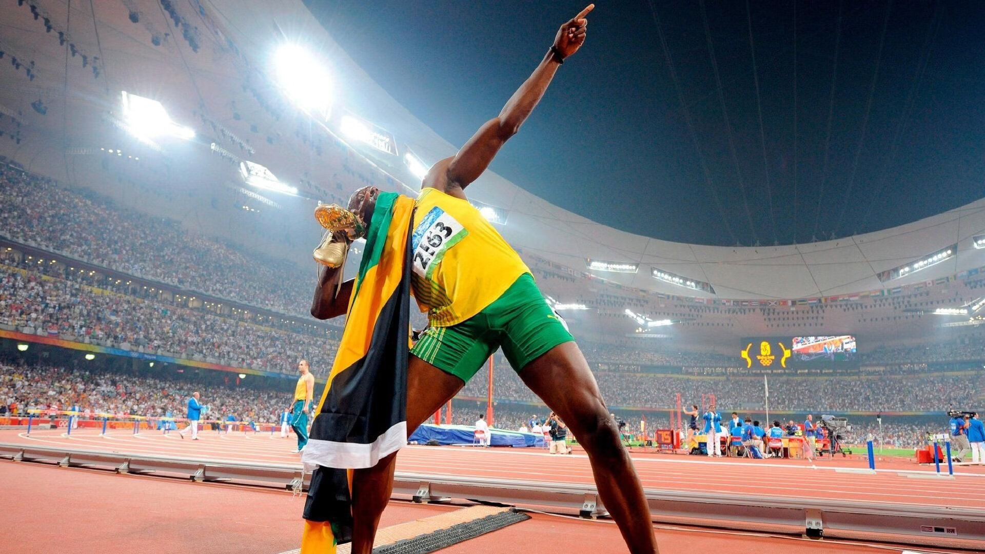 绿茵场上的胜利与乒乓球台的火焰,英格兰完胜瑞典,张继科状态火热预示体育精神的双重奏